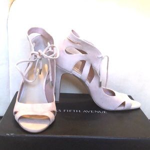Saks Fifth Avenue suede blush heel ax 7